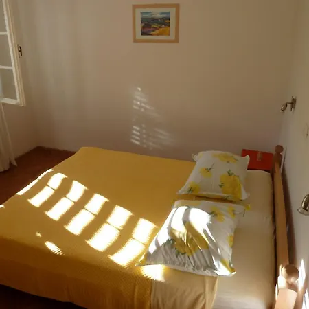 Beach Resort Apartments Bucina Baska Voda Exterior photo