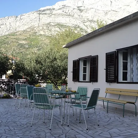 Beach Resort Apartments Bucina Baska Voda Exterior photo