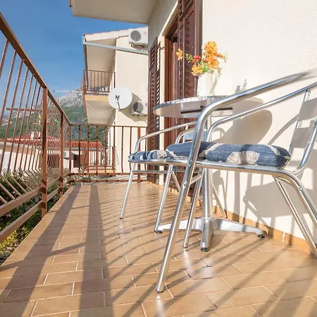 Beach Resort Apartments Bucina Baska Voda Exterior photo