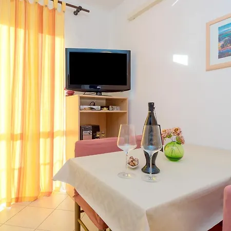 Beach Resort Apartments Bucina Baska Voda Exterior photo