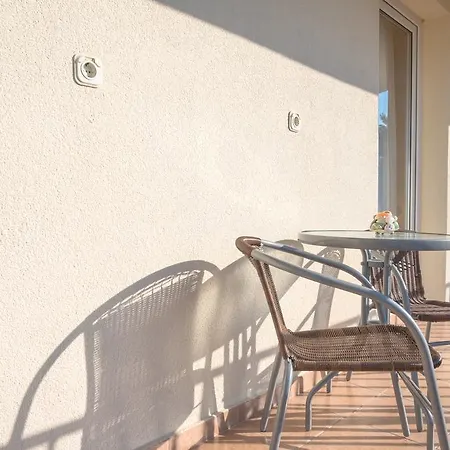 Beach Resort Apartments Bucina Baska Voda Exterior photo