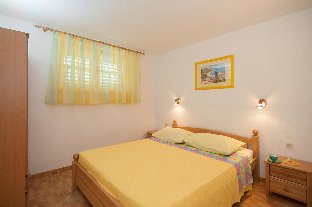 Apartment Beach Bucina Baska Voda