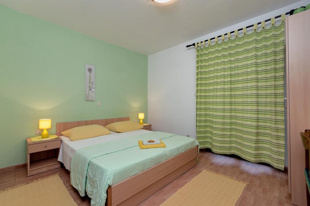 Apartment Beach Bucina *