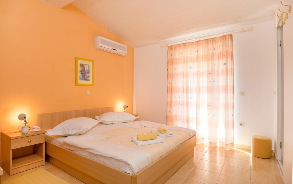 Beach Bucina Apartment *