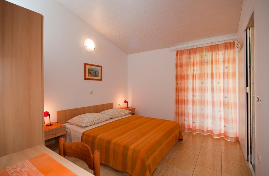 Beach Bucina Apartment *
