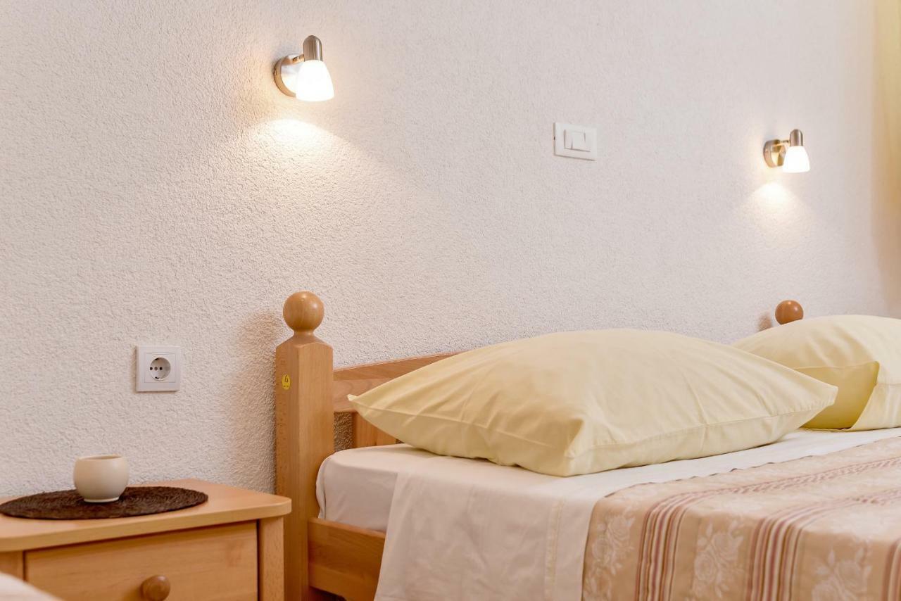 Beach Bucina Apartment Baska Voda